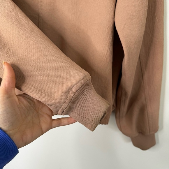 Aritzia Wilfred Baggy Bomber Jacket - Picture 9 of 10